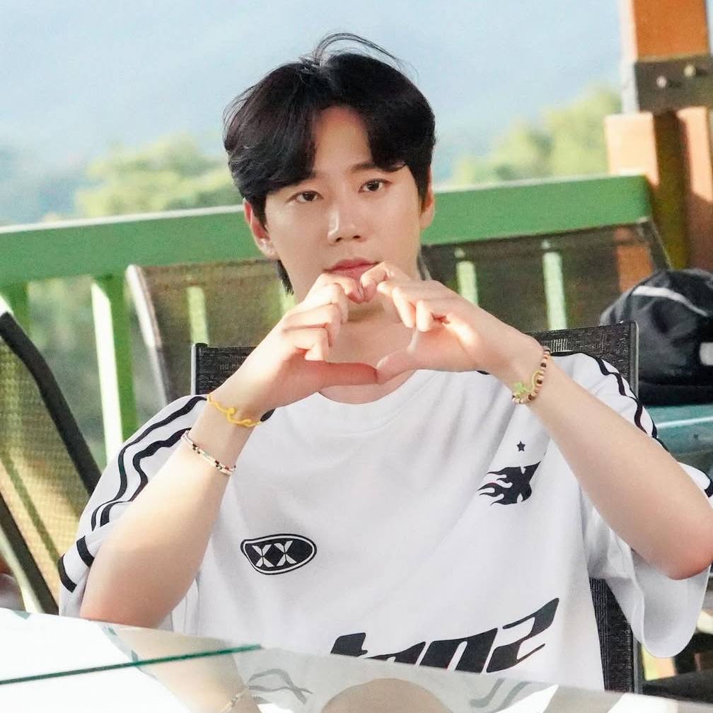 Recent activity shot of Lee Junyoung