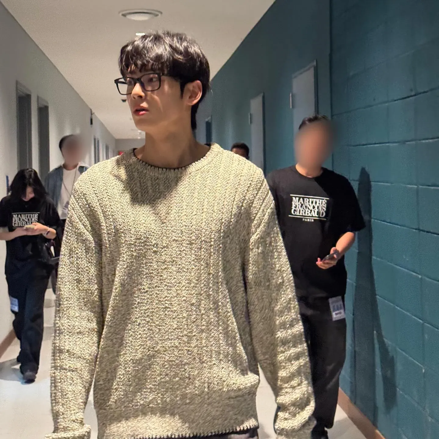 A moment captured by a fan of Cha Eunwoo