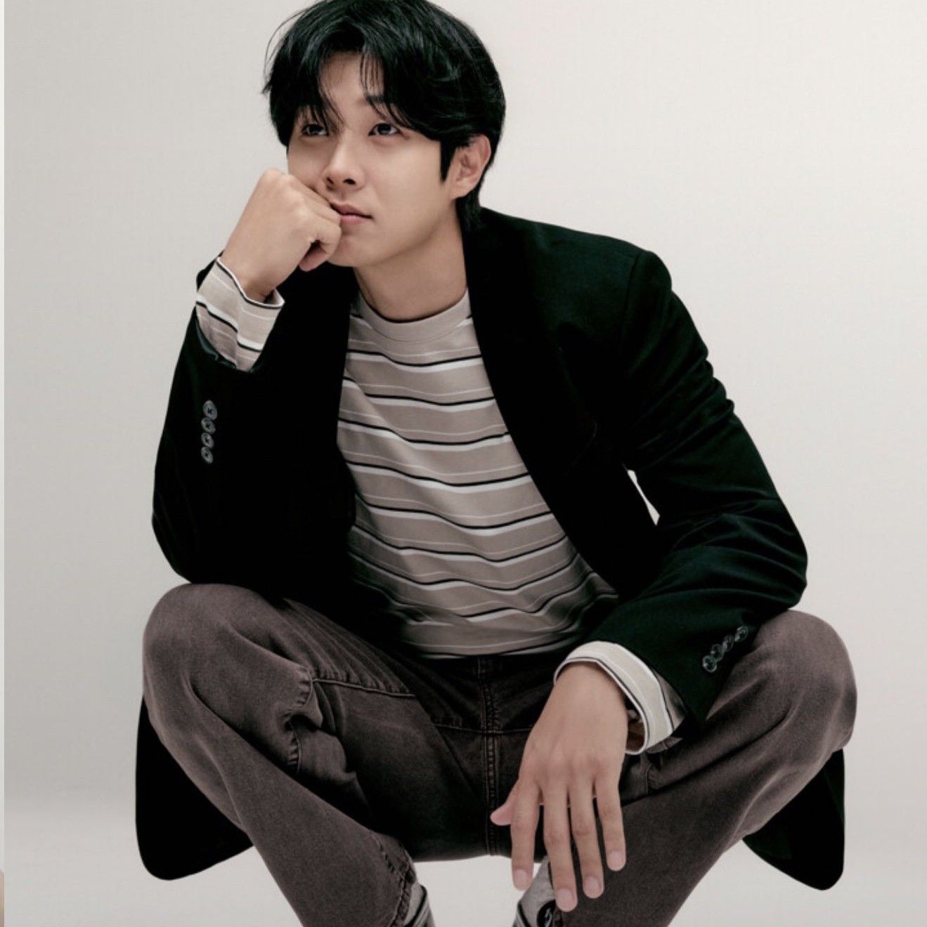 A moment captured by a fan of Choi Wooshik