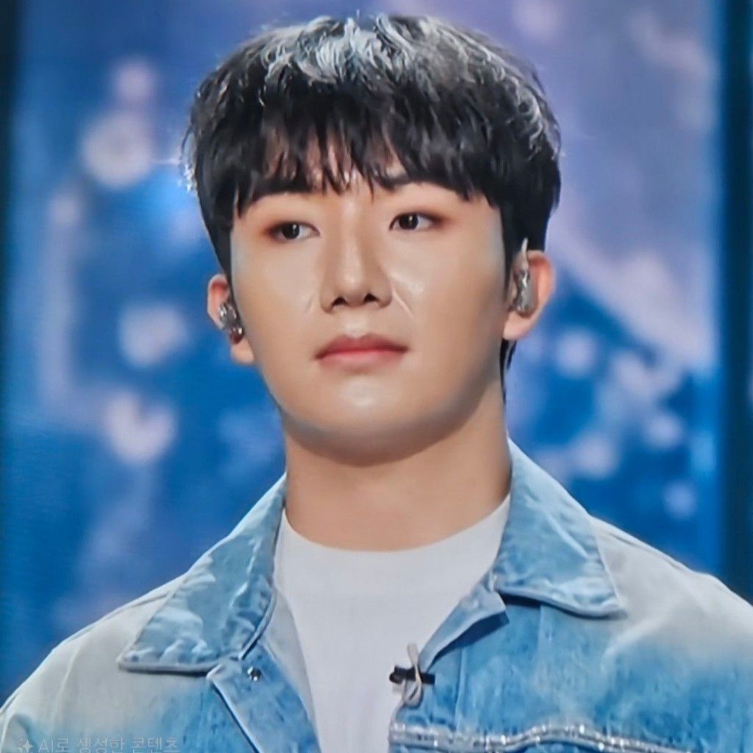 ナム・スンミンの最近の活動ショット