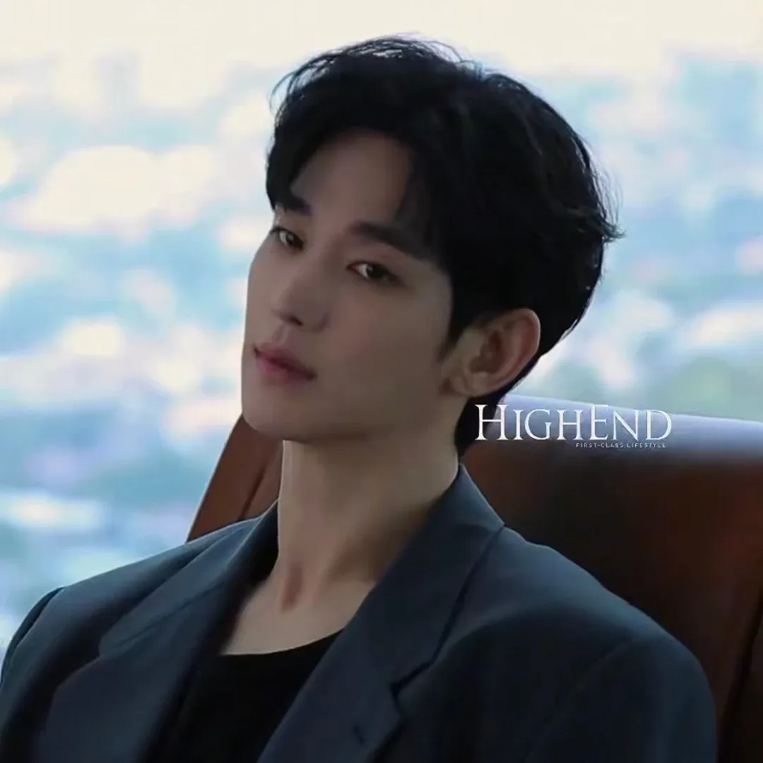 Latest photo of Kim Soohyun