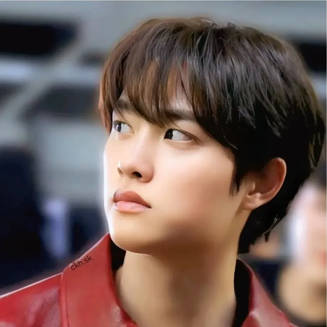 Foto terbaru dari Doh Kyungsoo (D.O.)
