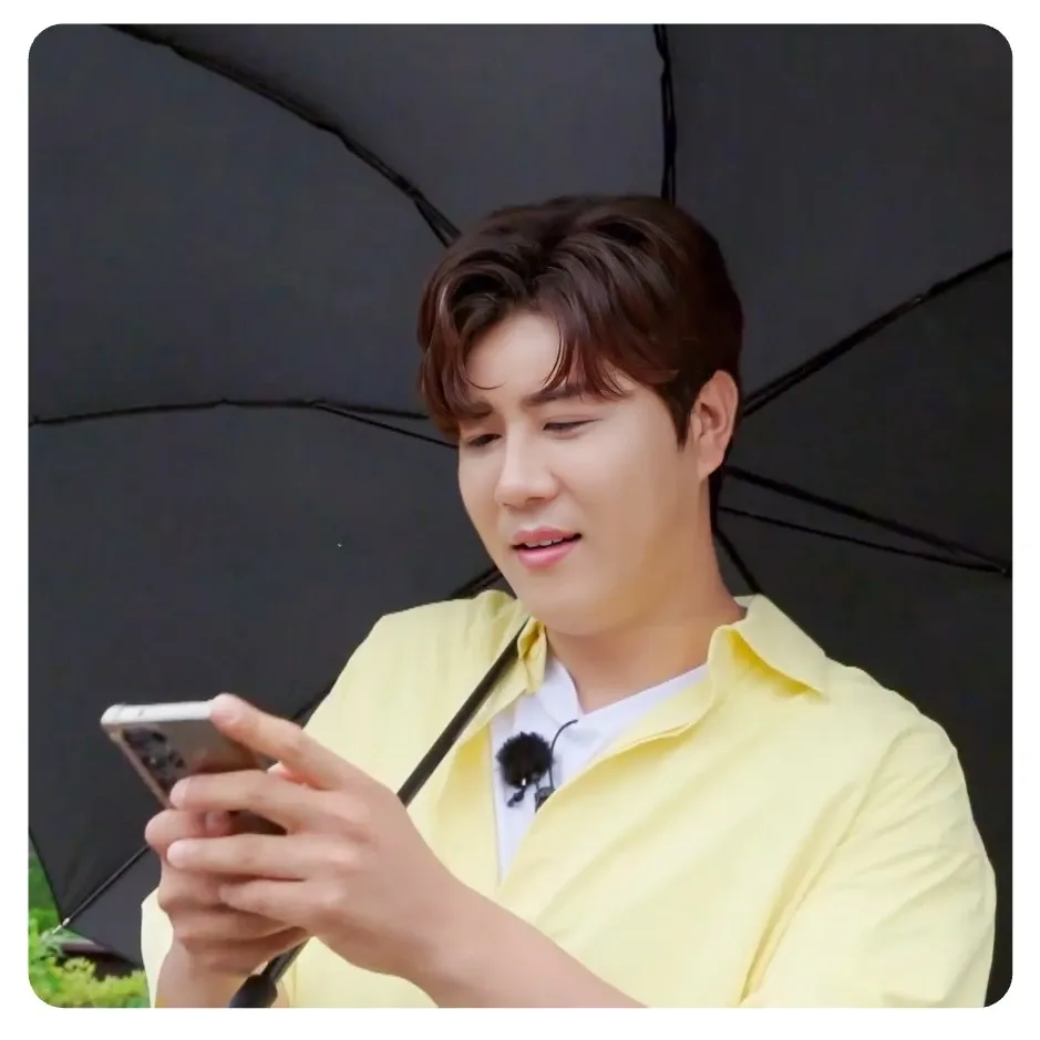 Behind-the-scenes cut of Jin Haesung