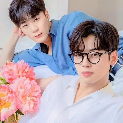 Latest photo of Cha Eunwoo