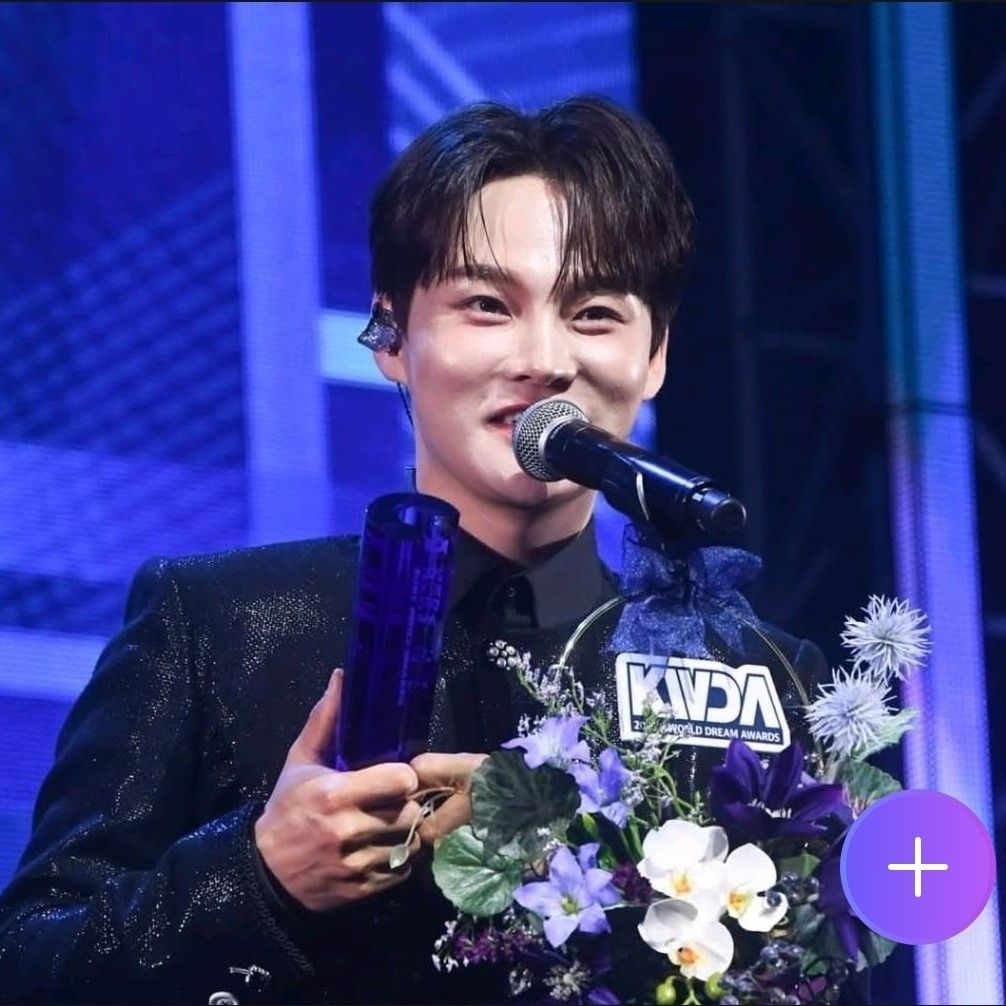 粉丝拍下的朴瑞镇瞬间