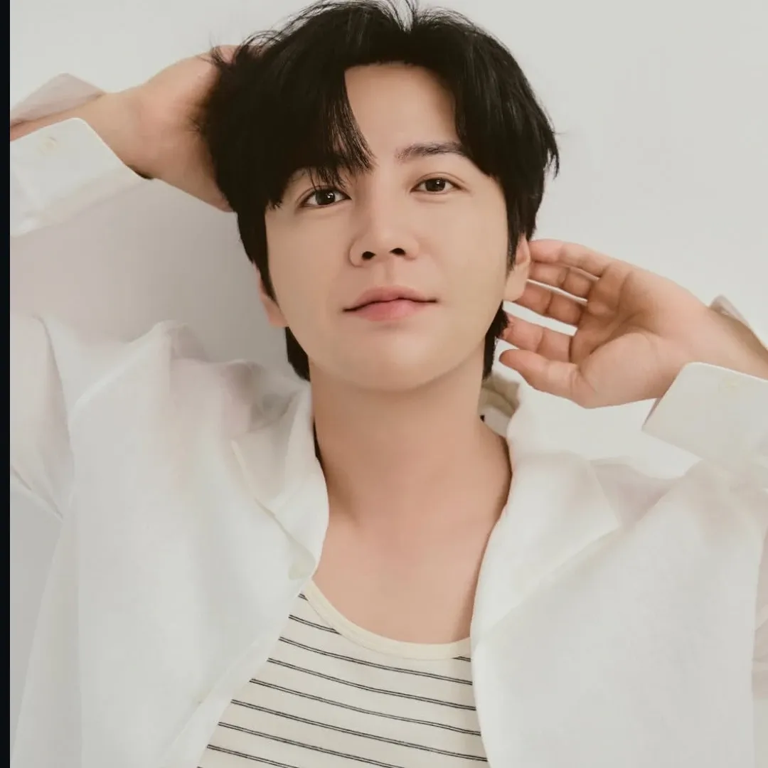 A moment captured by a fan of Jang Geunsuk