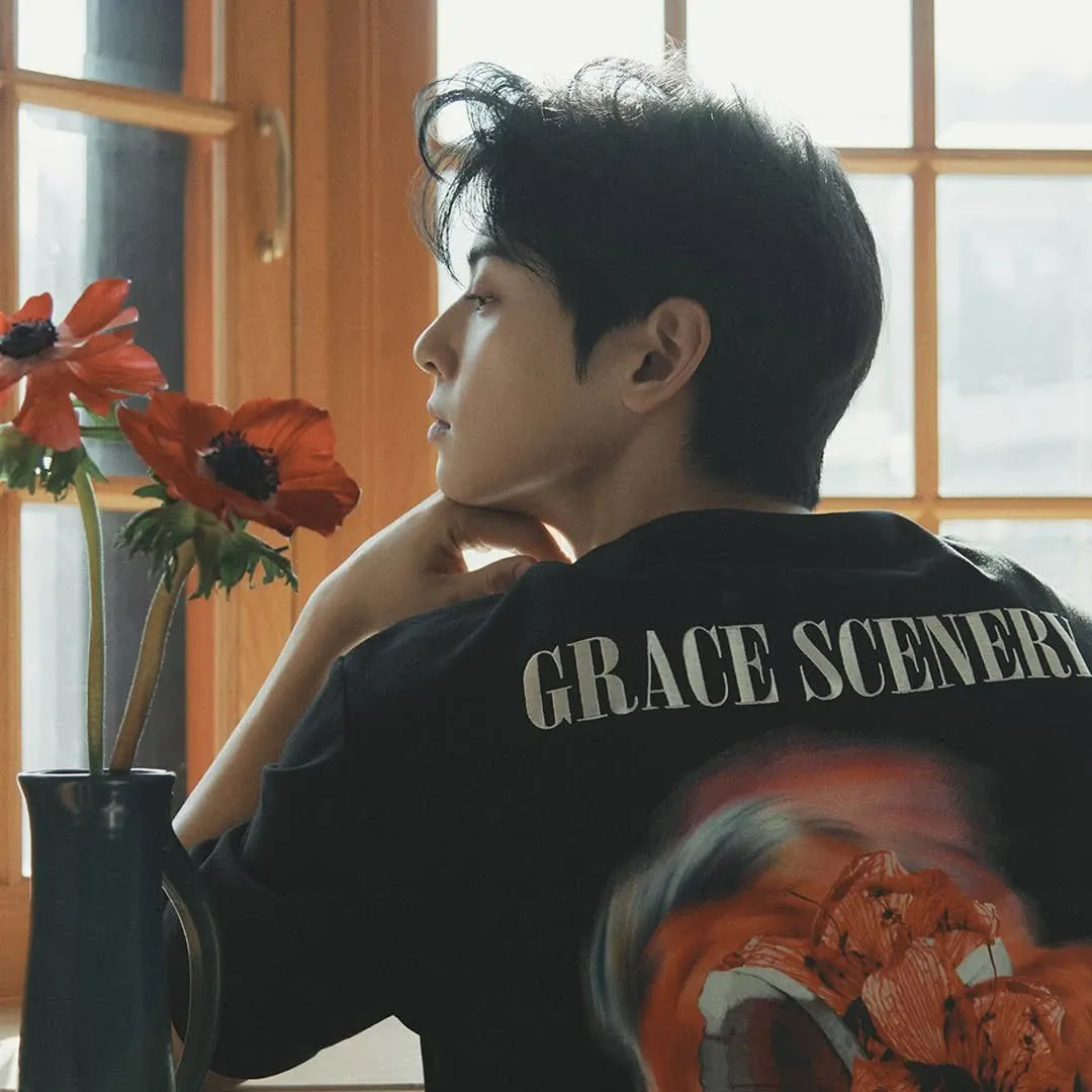 Latest photo of Cha Eunwoo