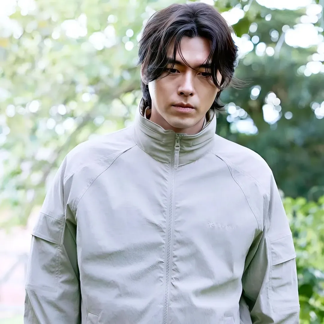 Foto kegiatan terbaru dari Hyun Bin
