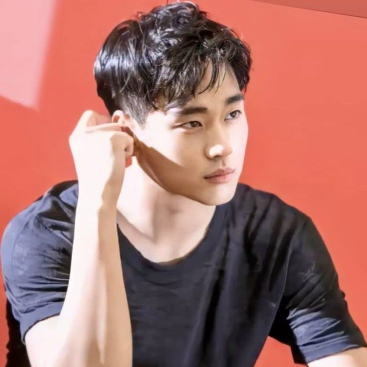 Latest photo of Kim Soohyun