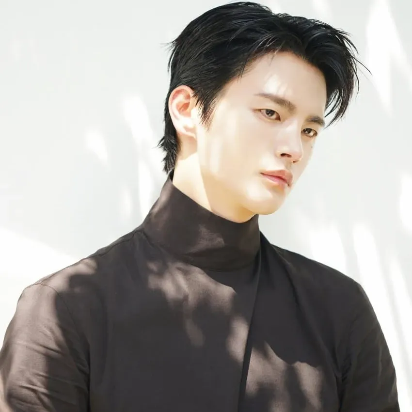 서인국 최근 활동샷