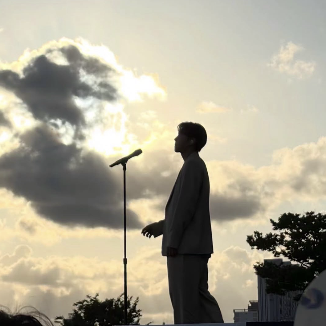 Foto kegiatan terbaru dari Lee Seunggi
