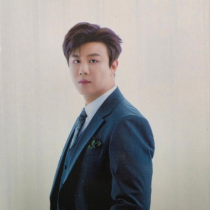 진해성의 비하인드 컷