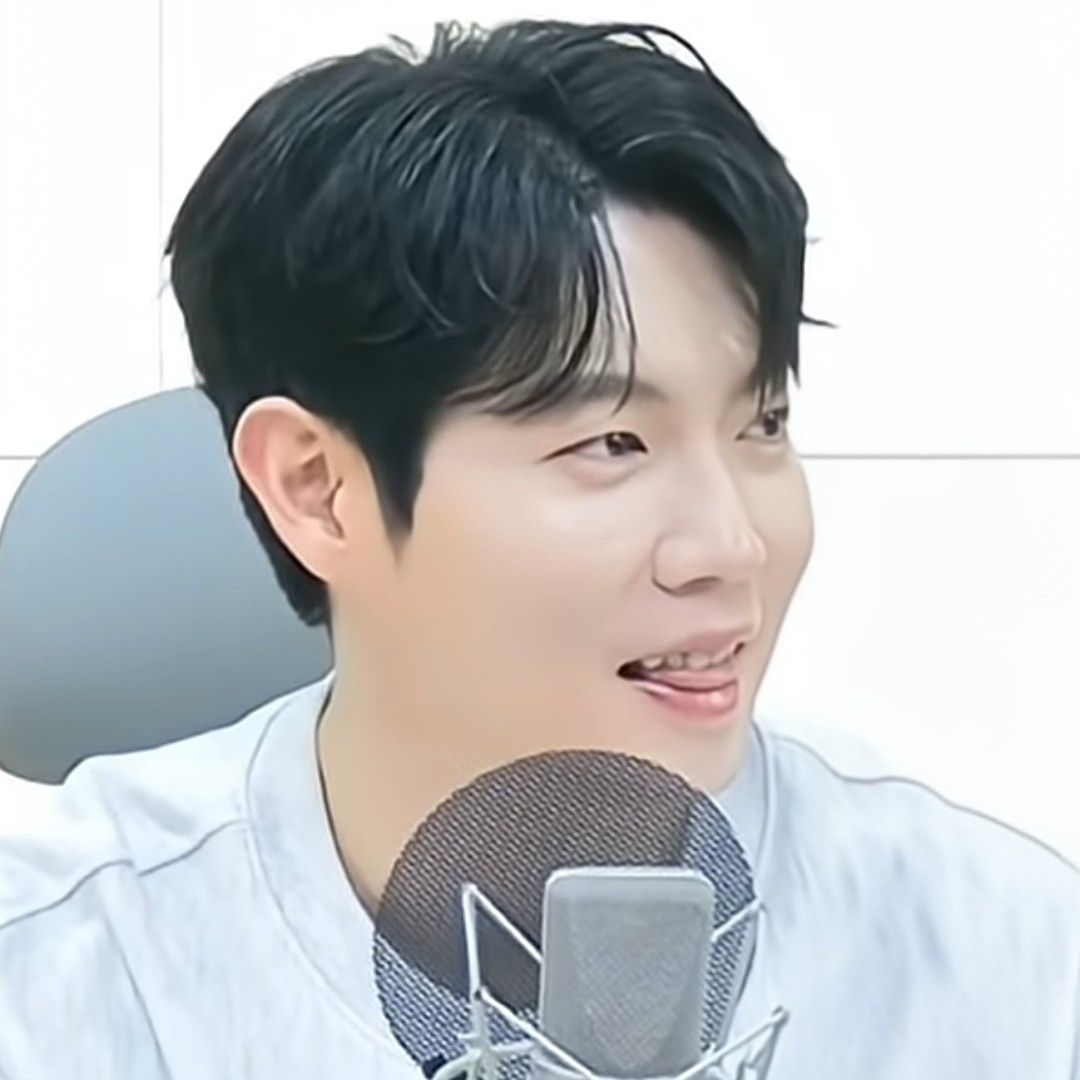 Behind-the-scenes cut of Son Taejin