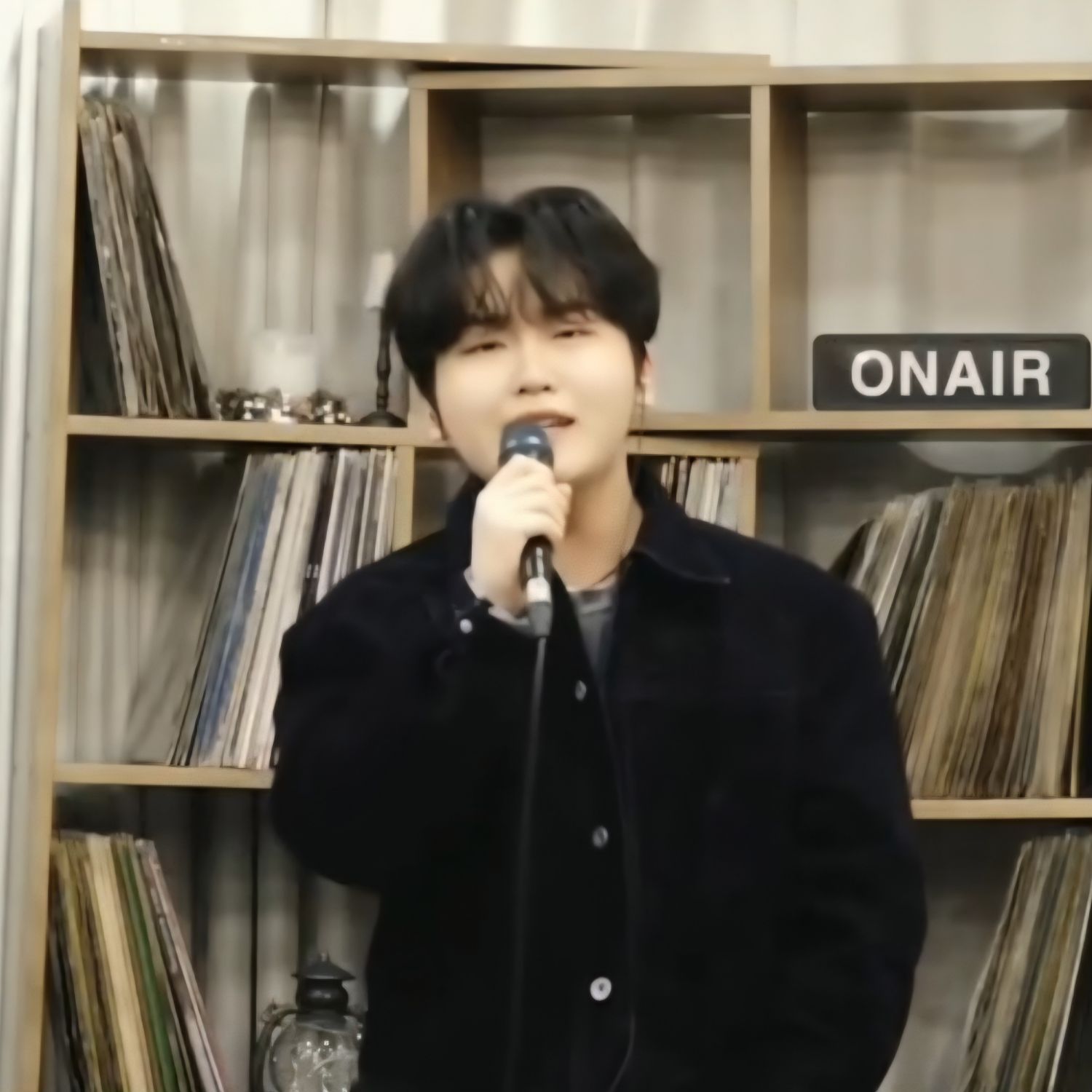 A moment captured by a fan of Park Sungon