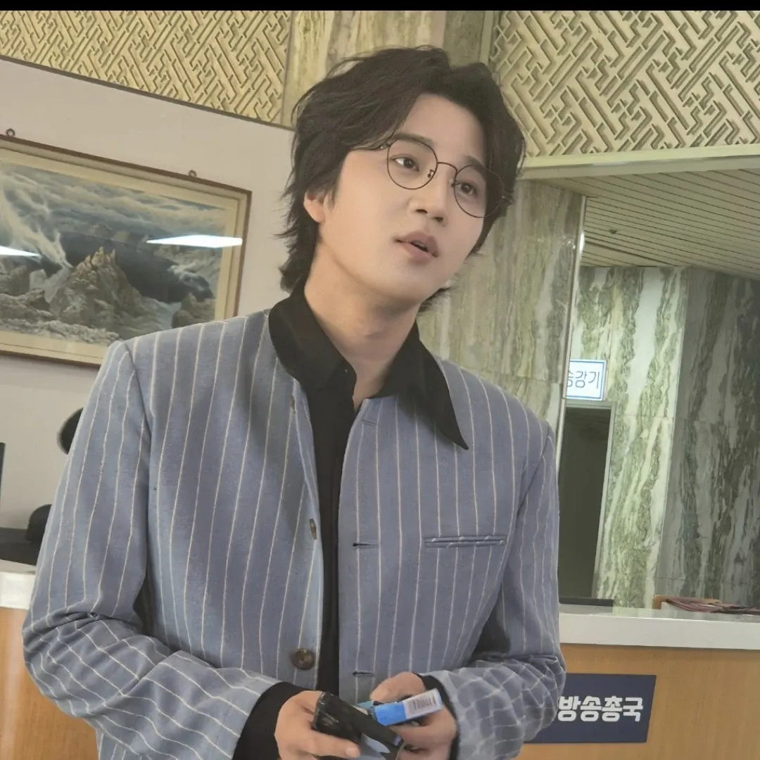 Recent activity shot of Park Jihoo (Mr. Trot 3)
