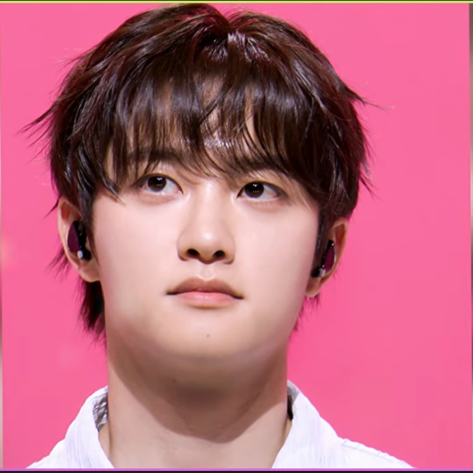 Foto terbaru dari Doh Kyungsoo (D.O.)