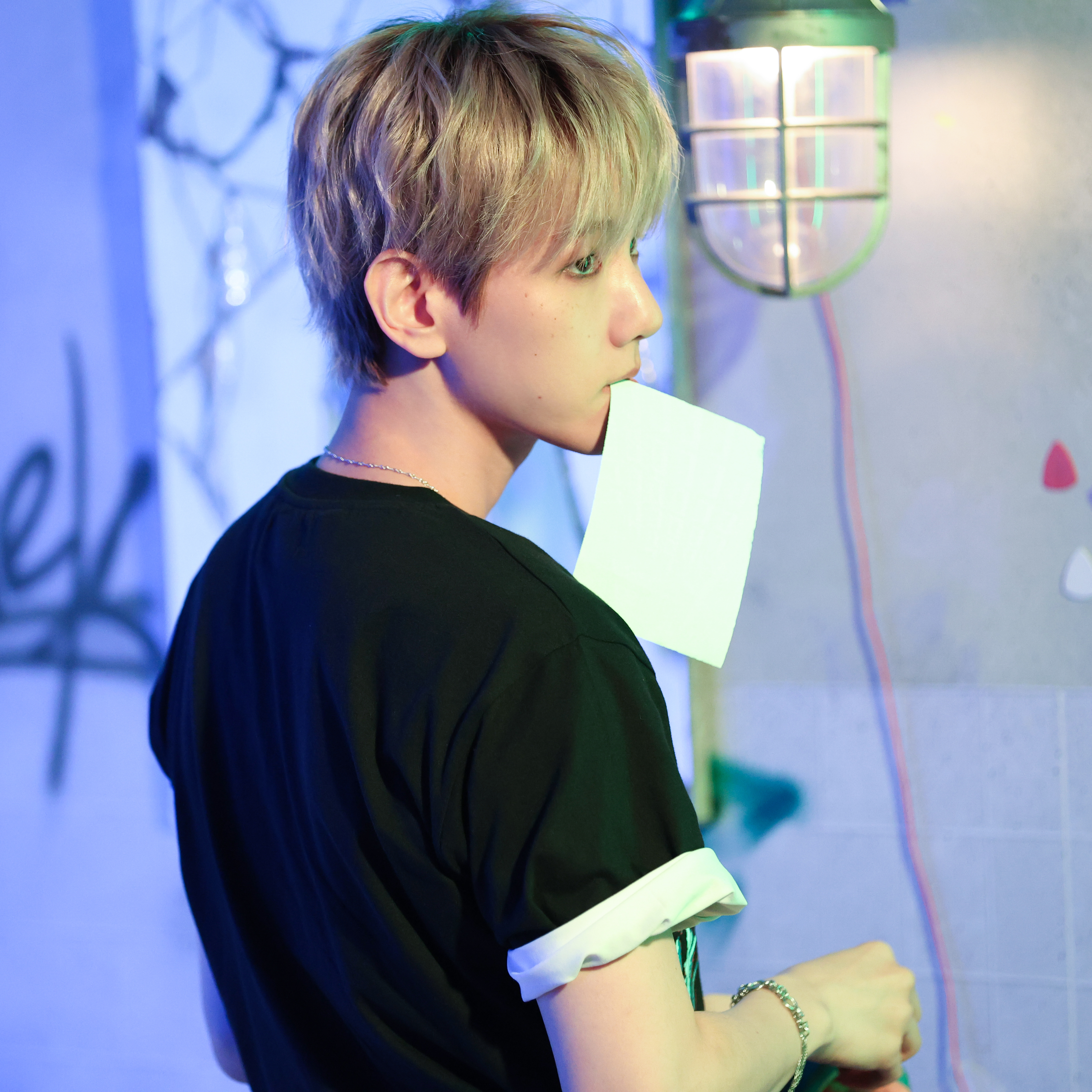 边伯贤的幕后花絮