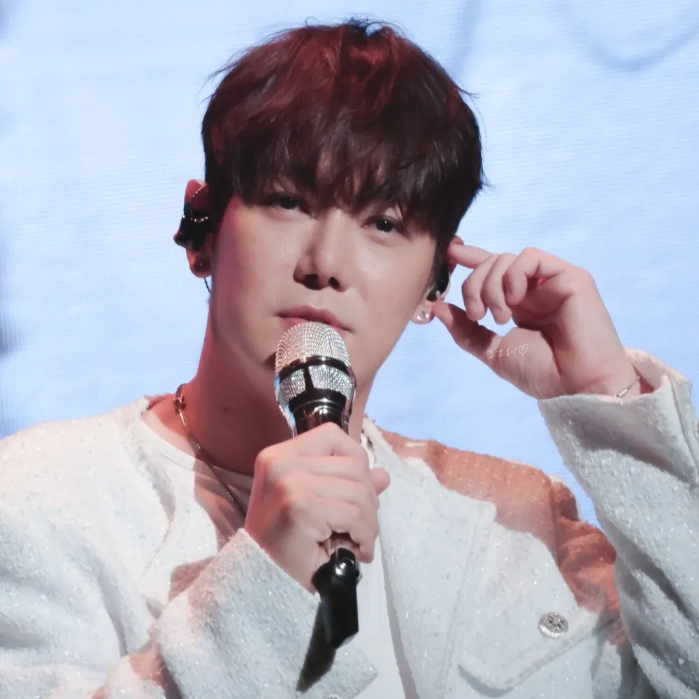 Recent activity shot of Hwanhee