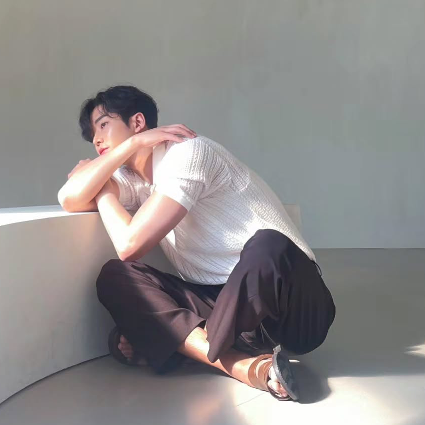 路云的最新照片