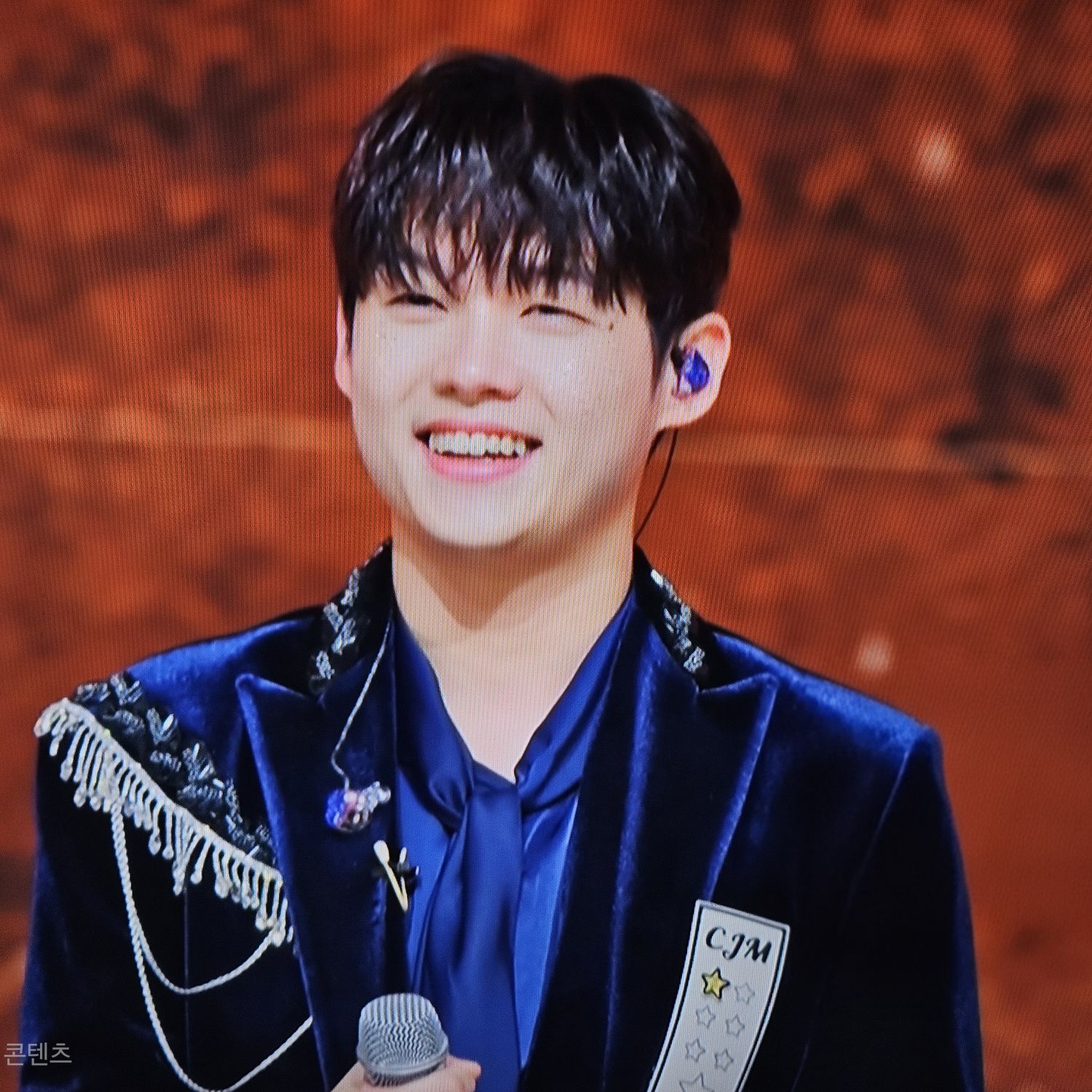 Behind-the-scenes cut of Choi Jaemyeong