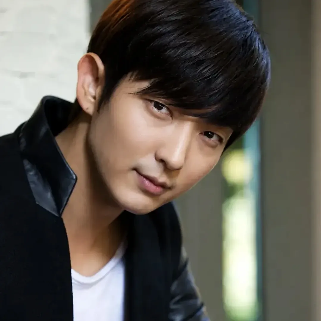 이준기의 최신 사진