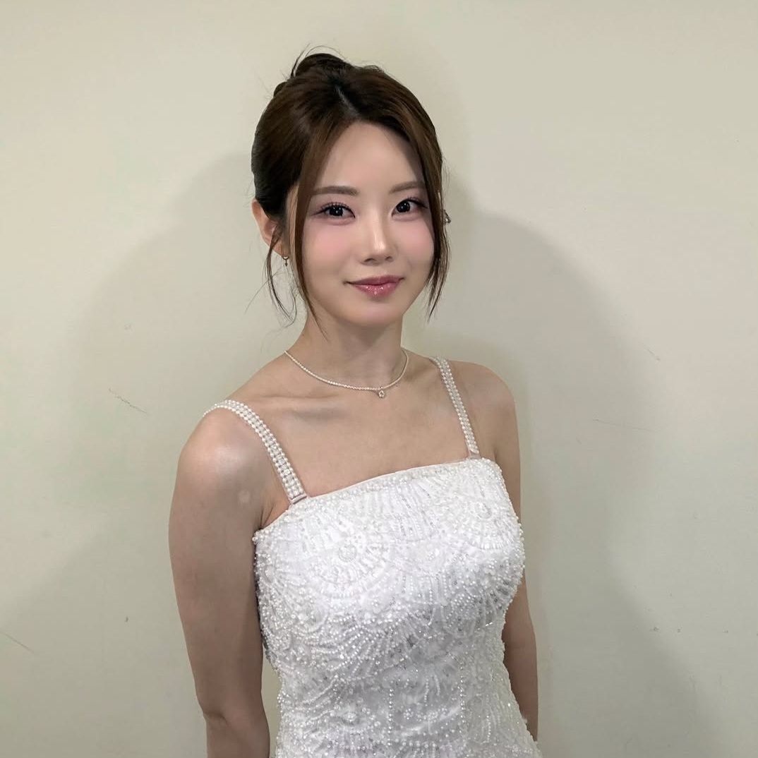 Recent activity shot of Bae Ahyeon