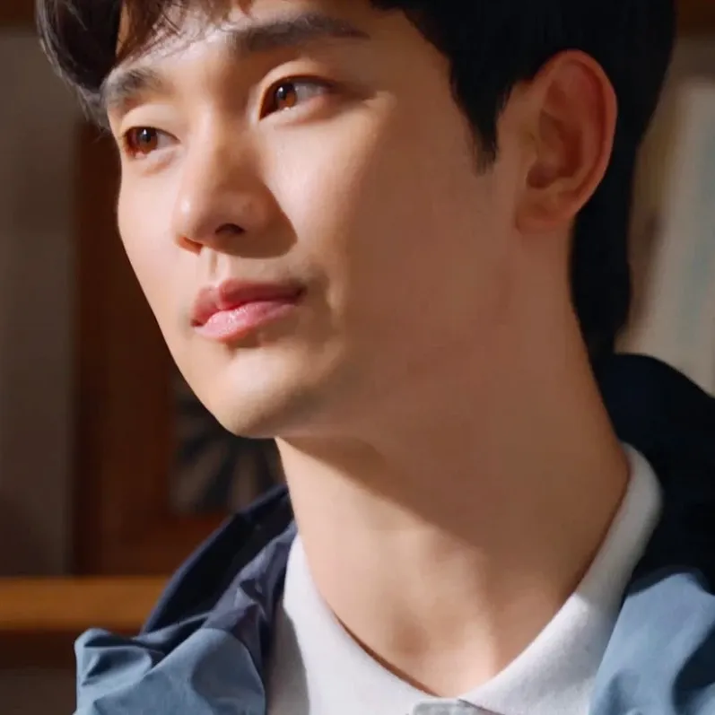 A moment captured by a fan of Kim Soohyun