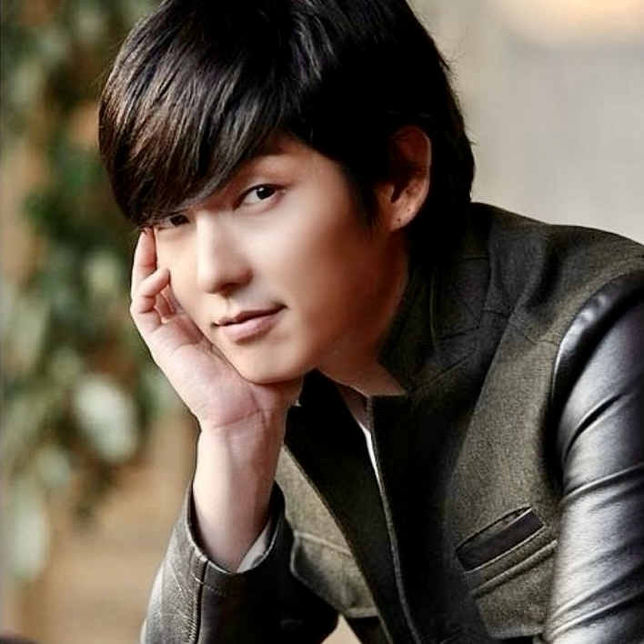 A moment captured by a fan of Lee Joongi