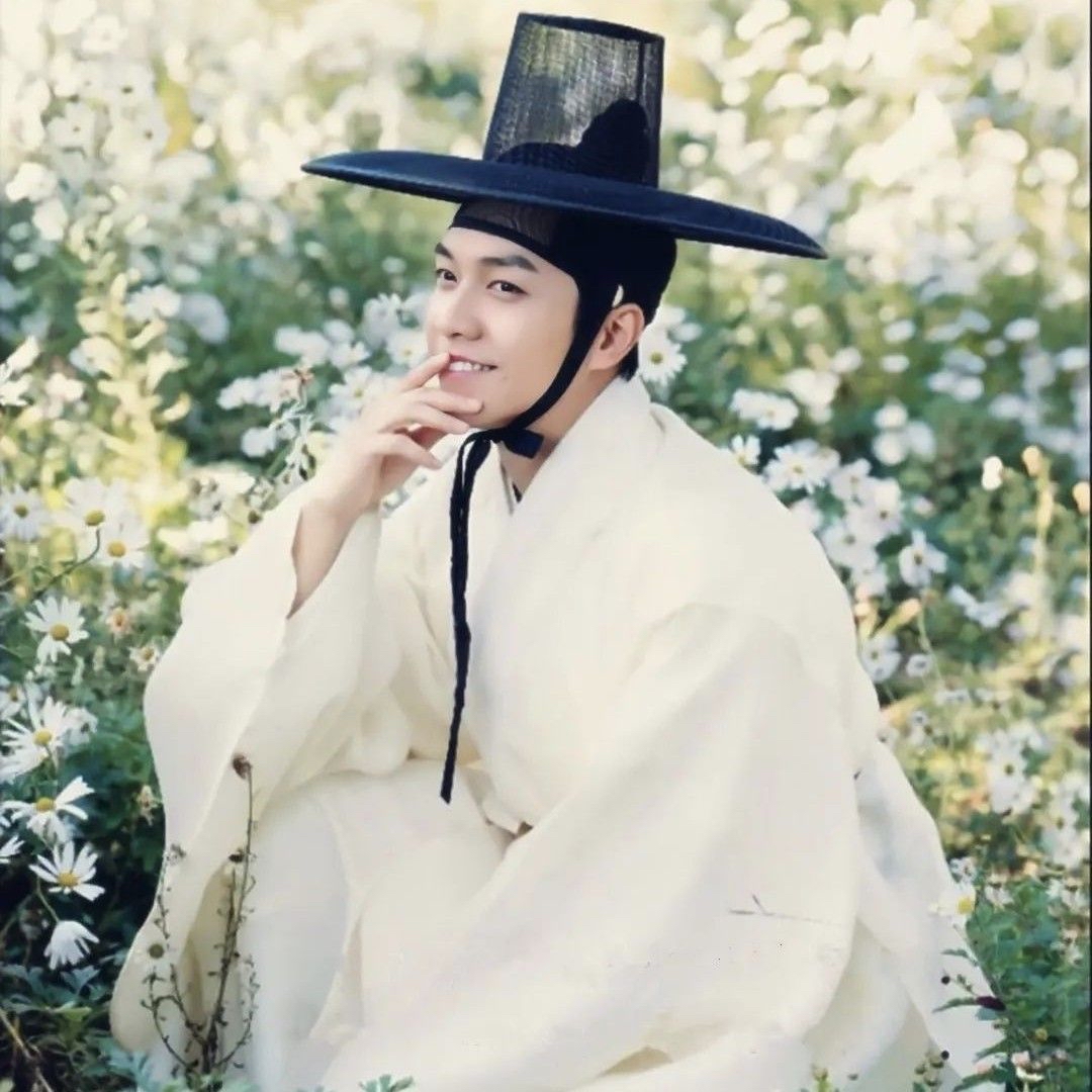 Cuplikan di balik layar dari Lee Seunggi