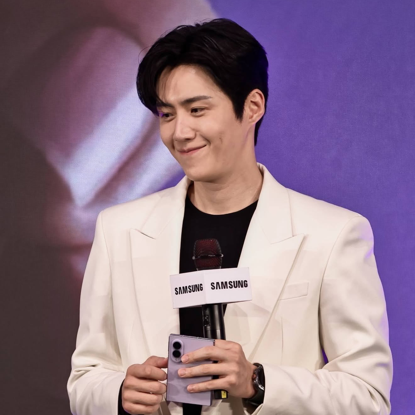 Cuplikan di balik layar dari Kim Seonho
