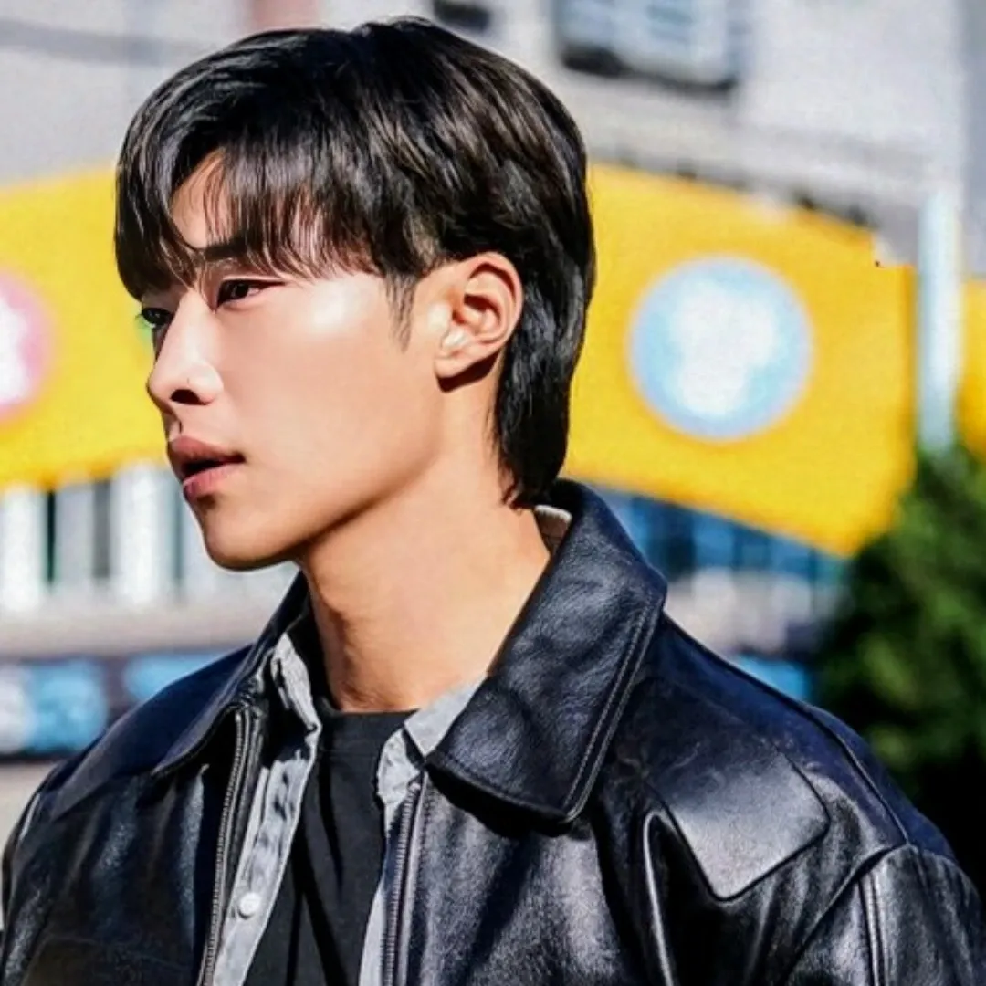 A moment captured by a fan of Woo Dohwan