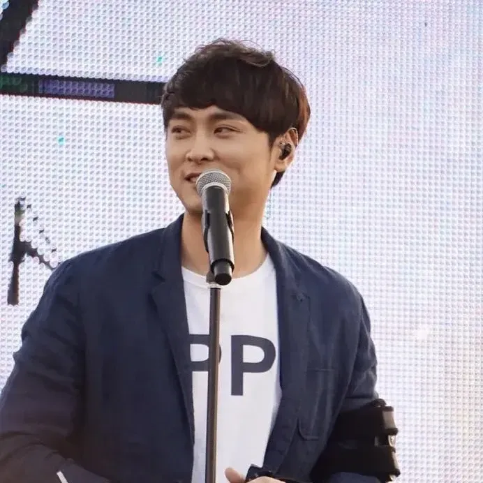 Latest photo of Min Kyunghoon