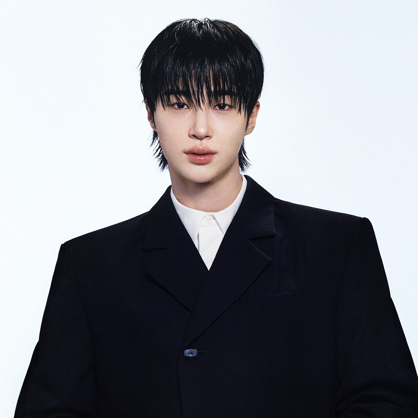 边佑锡的最新照片