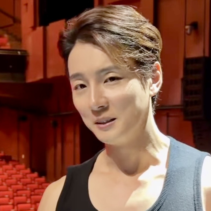A moment captured by a fan of Yoon Shiyoon