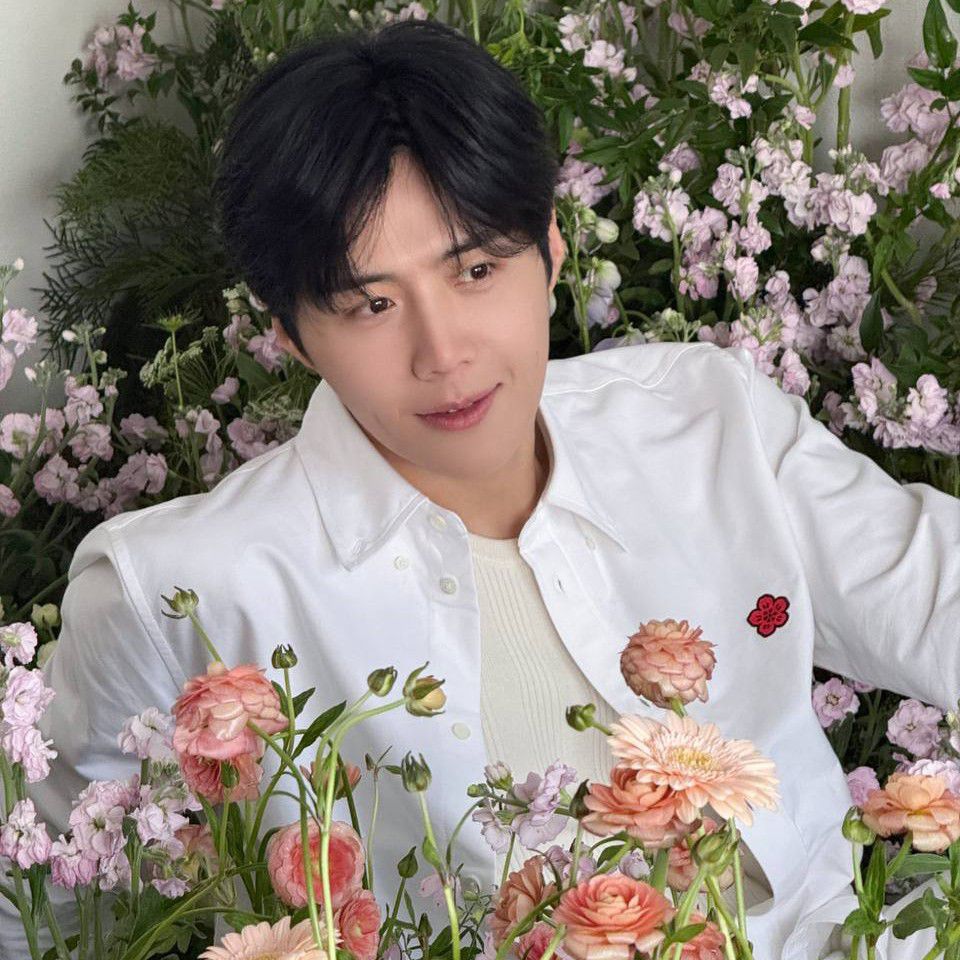 Latest photo of Kim Seonho