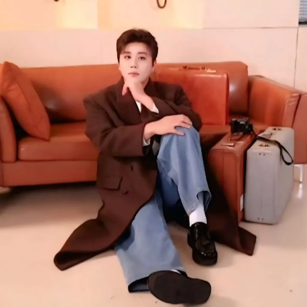 Recent activity shot of Jin Haesung