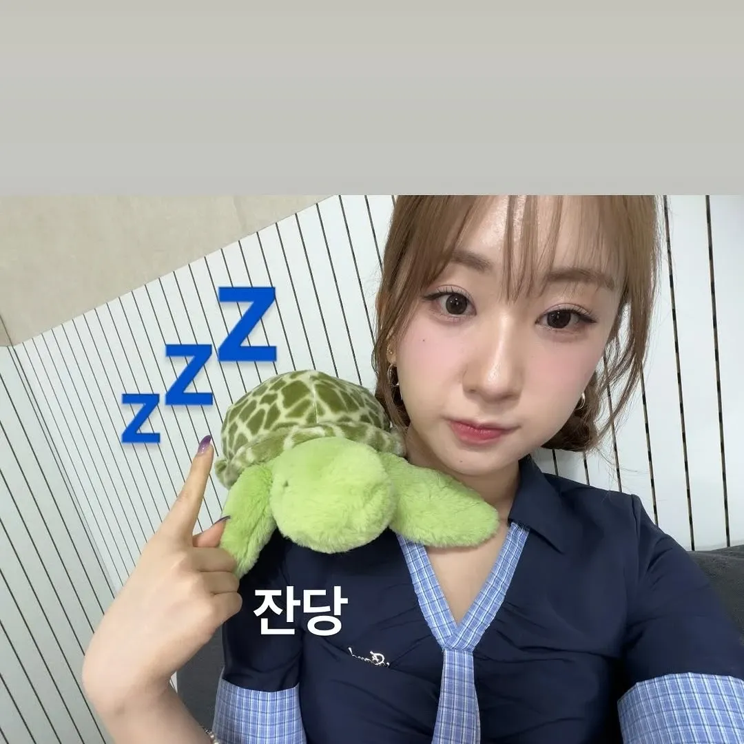 Cuplikan di balik layar dari Jeon Yujin