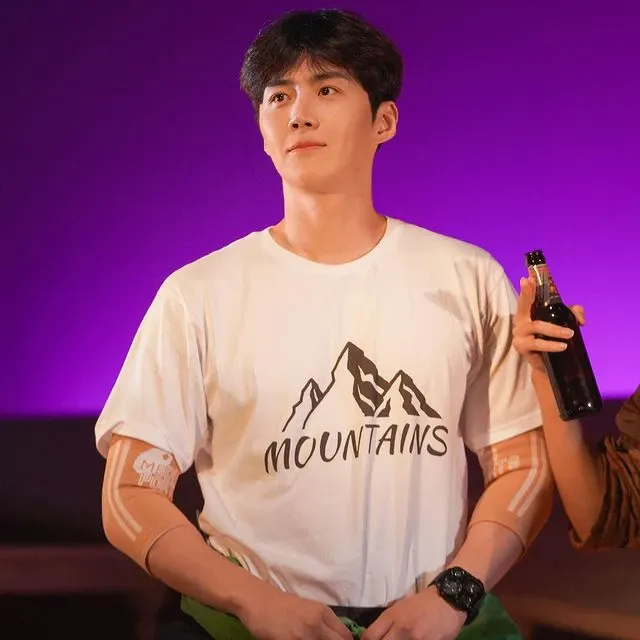 A moment captured by a fan of Kim Seonho