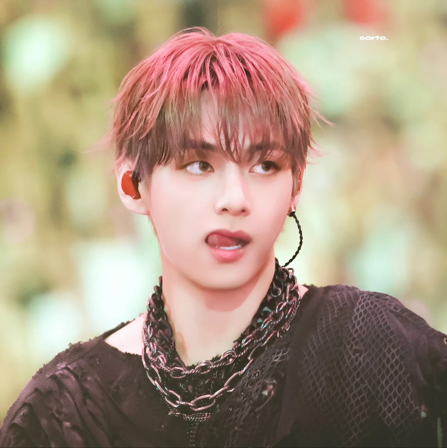 Behind-the-scenes cut of Kim Taehyung (V)