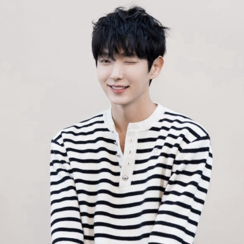 Recent activity shot of Lee Joongi