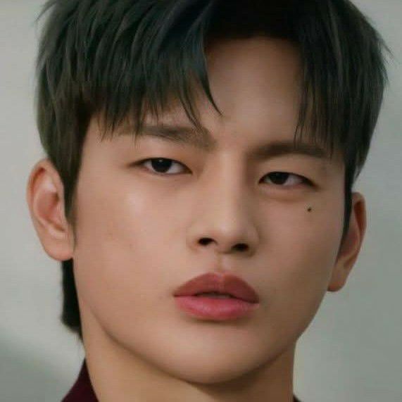 ソ・イングクの最近の活動ショット