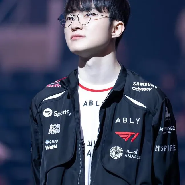 Behind-the-scenes cut of Faker