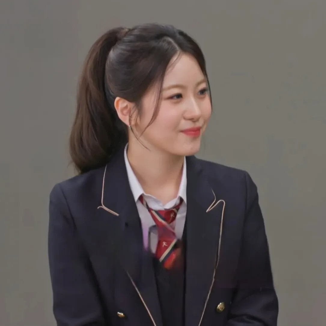 Recent activity shot of Oh Yujin