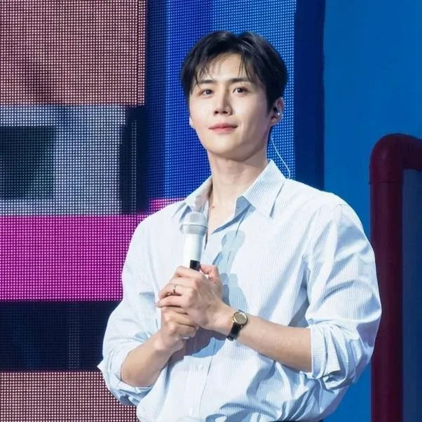 Behind-the-scenes cut of Kim Seonho
