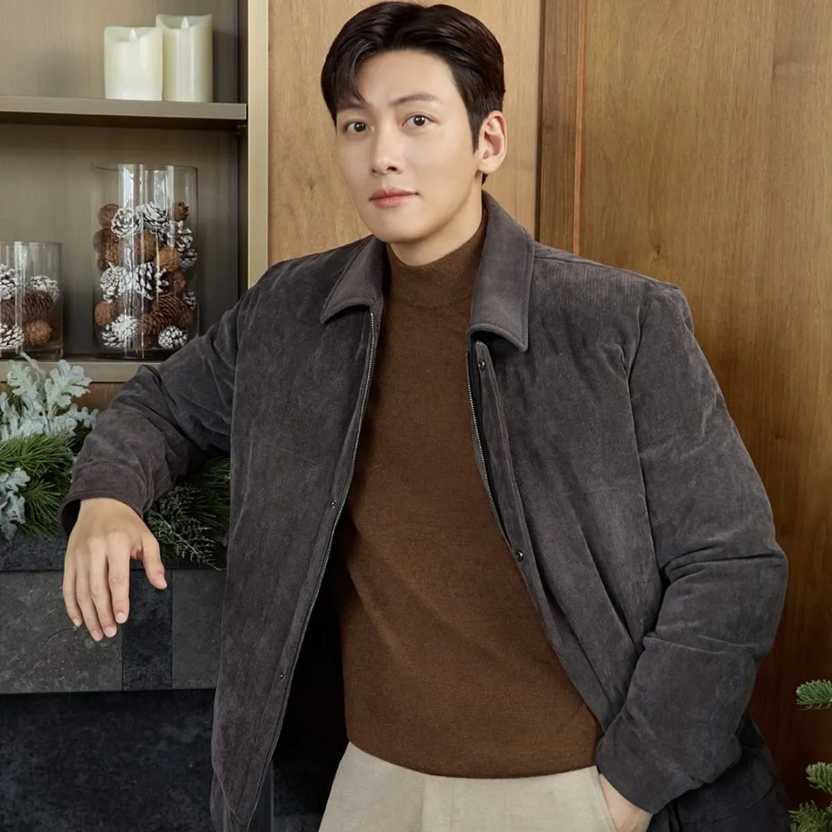 Behind-the-scenes cut of Ji Changwook