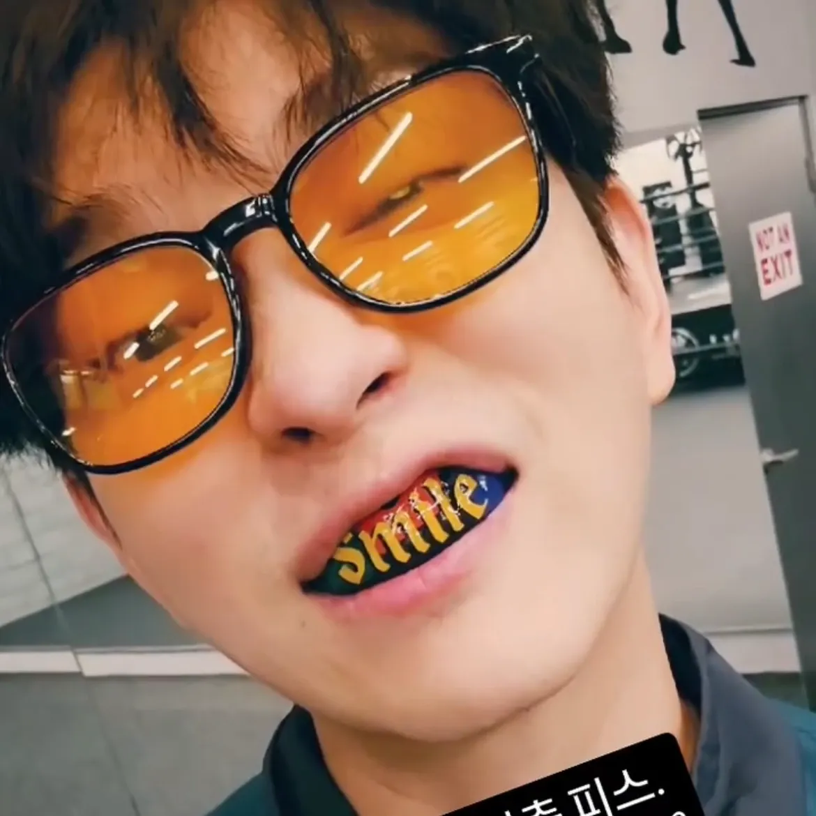 Behind-the-scenes cut of Yoon Kyunsang