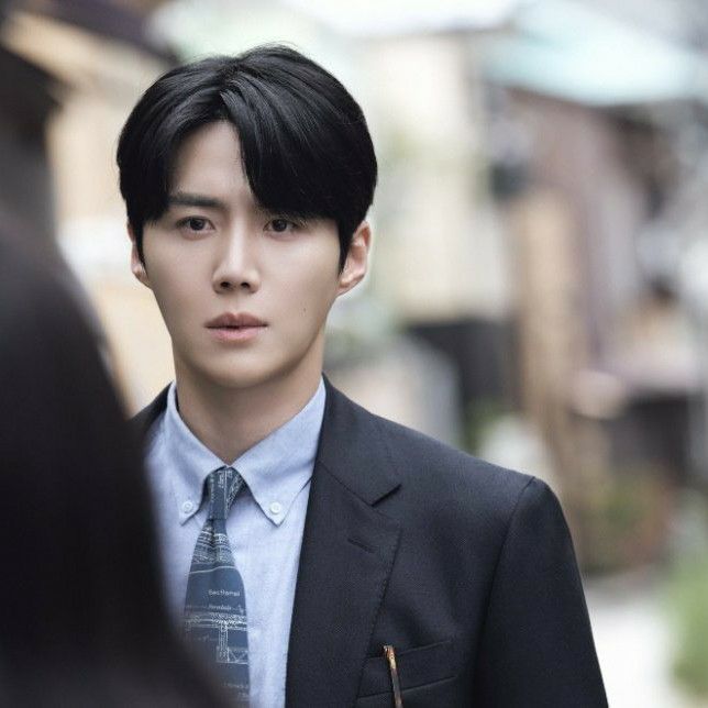 粉丝拍下的金宣虎瞬间