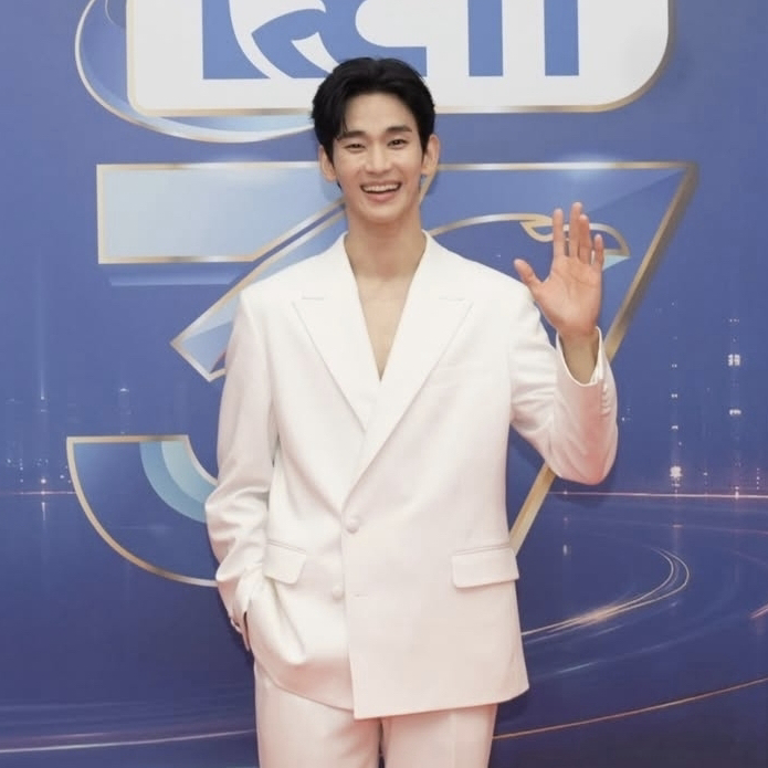 Latest photo of Kim Soohyun