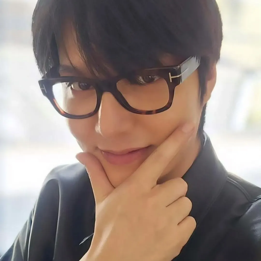 Behind-the-scenes cut of Lee Minho