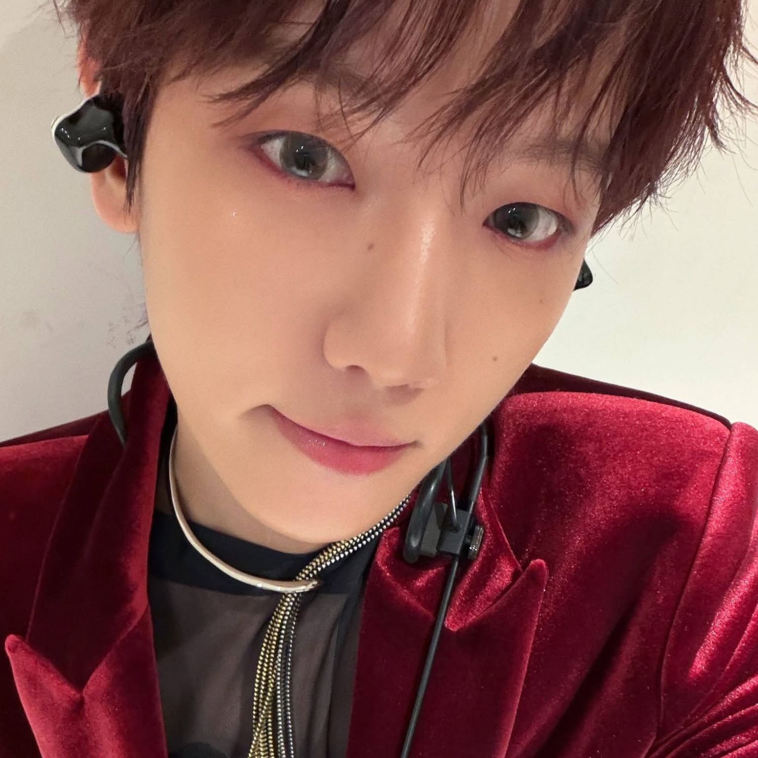 Behind-the-scenes cut of Baekhyun